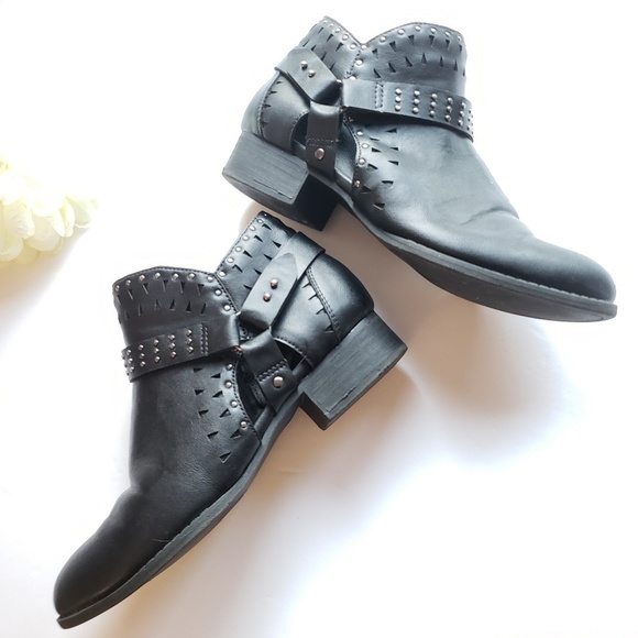 Madden Girl Ariizona Booties Black Size 7.5M - Picture 3 of 8